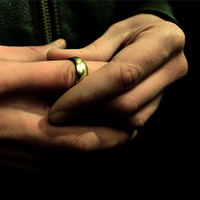 Ash and Ember Gold Curved Size 7 (2 Rings) by Zach Heath - Trick