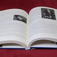 Stand up Card Magic by Roberto Giobbi - Book