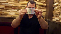 Money Switch by Mickael Chatelain - Trick
