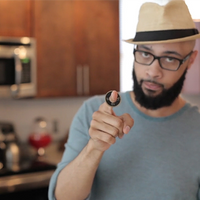 Aperture (Gimmick and Online Instructions) by Eric Jones and Tango Magic - Trick V0021