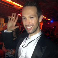 Nick Lewin's Ultimate Microphone Holder (Black) - Trick
