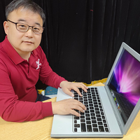 LAPTOP PRODUCTION by JL Magic - Trick