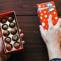 BonBon Box by George Iglesias and Twister Magic (Red Box) - Trick