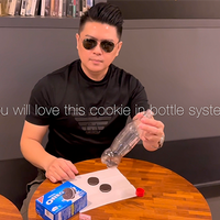 Cookie in Bottle by Taiwan Ben