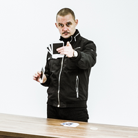 THE BIGGER PICTURE (Gimmicks and Online Instructions) by Radek Hoffman & Chris Jones - Trick