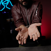 ESCAPE ARTIST (Gimmicks and Instructions) by Apprentice Magic  - Trick