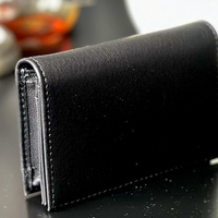 The Lookout Wallet 2.0 by Paul Carnazzo