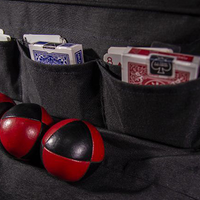 D'Servante by Elías D'Sastre